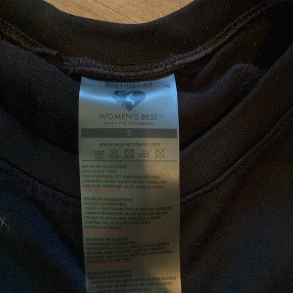 Women’s best crop top - Picture 2 of 3